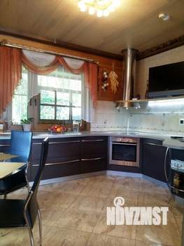 Дом 270м², 2-этажный, участок 20 сот.