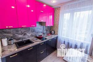 2-к квартира, посуточно, 45м2, 5/5 этаж