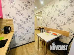 2-к квартира, посуточно, 45м2, 1/1 этаж