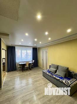 2-к квартира, посуточно, 42м2, 5/5 этаж