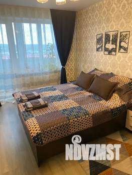 1-к квартира, посуточно, 39м2, 3/9 этаж