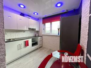 1-к квартира, посуточно, 32м2, 3/9 этаж