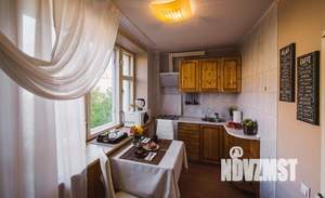 2-к квартира, посуточно, 48м2, 1/1 этаж