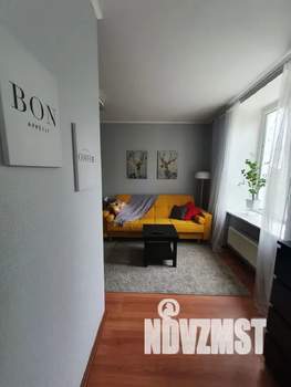 Студия квартира, посуточно, 35м2, 2/5 этаж