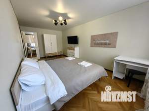 1-к квартира, посуточно, 36м2, 1/9 этаж