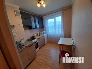 1-к квартира, посуточно, 32м2, 4/9 этаж