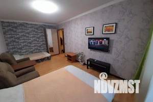 1-к квартира, посуточно, 33м2, 2/10 этаж