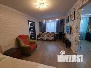 2-к квартира, посуточно, 45м2, 1/1 этаж