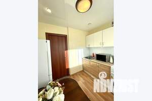 1-к квартира, посуточно, 35м2, 4/9 этаж