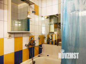2-к квартира, посуточно, 44м2, 5/5 этаж