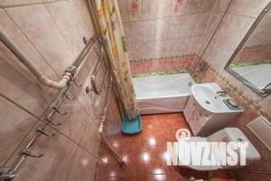 2-к квартира, посуточно, 45м2, 3/5 этаж