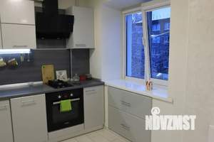 Студия квартира, посуточно, 33м2, 4/5 этаж