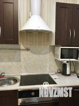 1-к квартира, посуточно, 50м2, 1/1 этаж