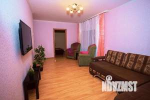 1-к квартира, посуточно, 62м2, 1/1 этаж