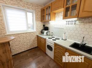 1-к квартира, посуточно, 33м2, 4/9 этаж