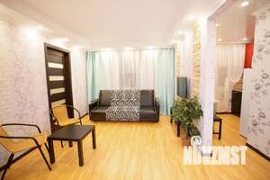 2-к квартира, посуточно, 45м2, 3/5 этаж
