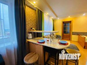 2-к квартира, посуточно, 45м2, 5/5 этаж