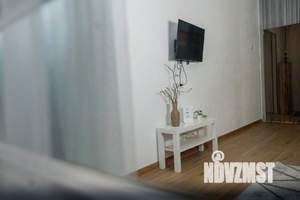 1-к квартира, посуточно, 41м2, 1/1 этаж