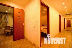 2-к квартира, посуточно, 60м2, 1/9 этаж