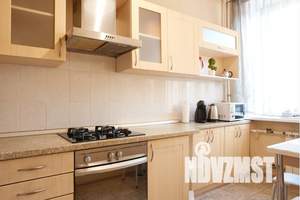 2-к квартира, посуточно, 47м2, 3/5 этаж