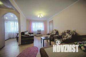 2-к квартира, посуточно, 45м2, 1/6 этаж