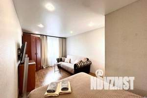 1-к квартира, посуточно, 33м2, 2/9 этаж