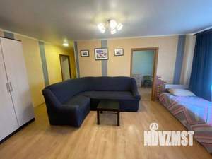 1-к квартира, посуточно, 64м2, 1/1 этаж