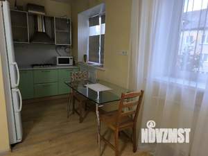 Студия квартира, посуточно, 30м2, 4/5 этаж