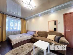 1-к квартира, посуточно, 49м2, 1/1 этаж