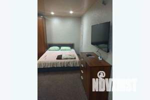 2-к квартира, посуточно, 45м2, 5/5 этаж