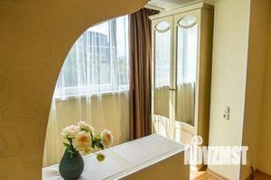 1-к квартира, посуточно, 64м2, 1/1 этаж