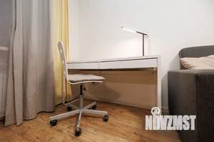 Студия квартира, посуточно, 31м2, 1/5 этаж