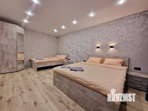 2-к квартира, посуточно, 42м2, 1/1 этаж
