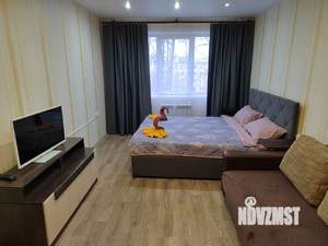 1-к квартира, посуточно, 38м2, 2/5 этаж