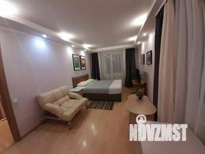 1-к квартира, посуточно, 33м2, 1/1 этаж