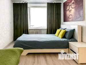 Студия квартира, посуточно, 33м2, 2/5 этаж