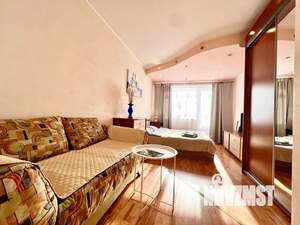 1-к квартира, посуточно, 36м2, 8/9 этаж