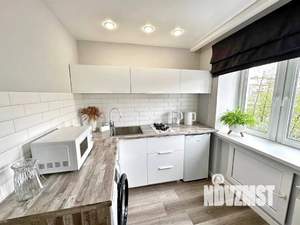 Студия квартира, посуточно, 32м2, 4/5 этаж