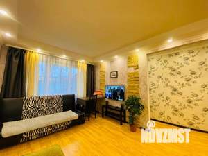 1-к квартира, посуточно, 45м2, 1/1 этаж