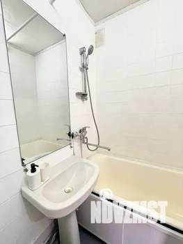 1-к квартира, посуточно, 35м2, 4/9 этаж