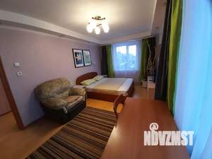 1-к квартира, посуточно, 33м2, 10/10 этаж
