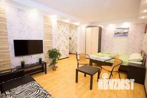 2-к квартира, посуточно, 45м2, 1/1 этаж