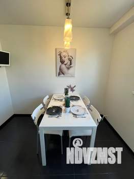 1-к квартира, посуточно, 40м2, 8/10 этаж