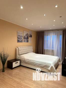 Студия квартира, посуточно, 44м2, 5/5 этаж