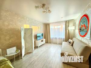 1-к квартира, посуточно, 32м2, 3/5 этаж