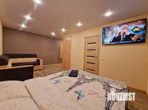 1-к квартира, посуточно, 33м2, 1/1 этаж