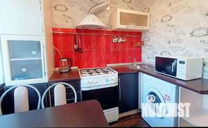 3-к квартира, посуточно, 45м2, 4/5 этаж