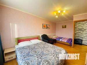 1-к квартира, посуточно, 33м2, 1/1 этаж