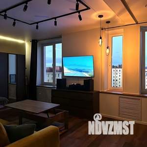 Студия квартира, посуточно, 33м2, 7/9 этаж