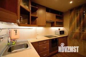 2-к квартира, посуточно, 48м2, 1/10 этаж